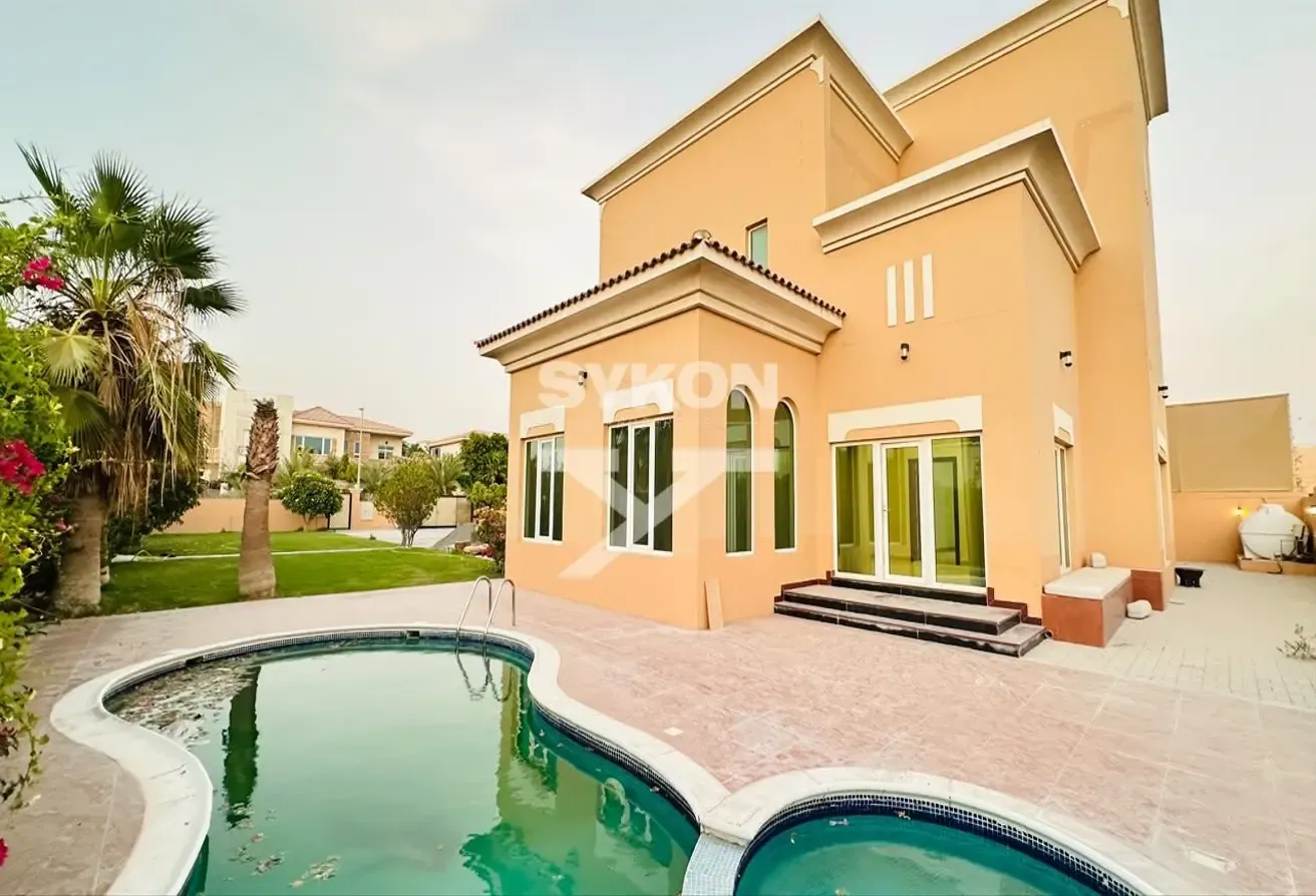 Independent Villa | With Pool | Spacious Bedrooms