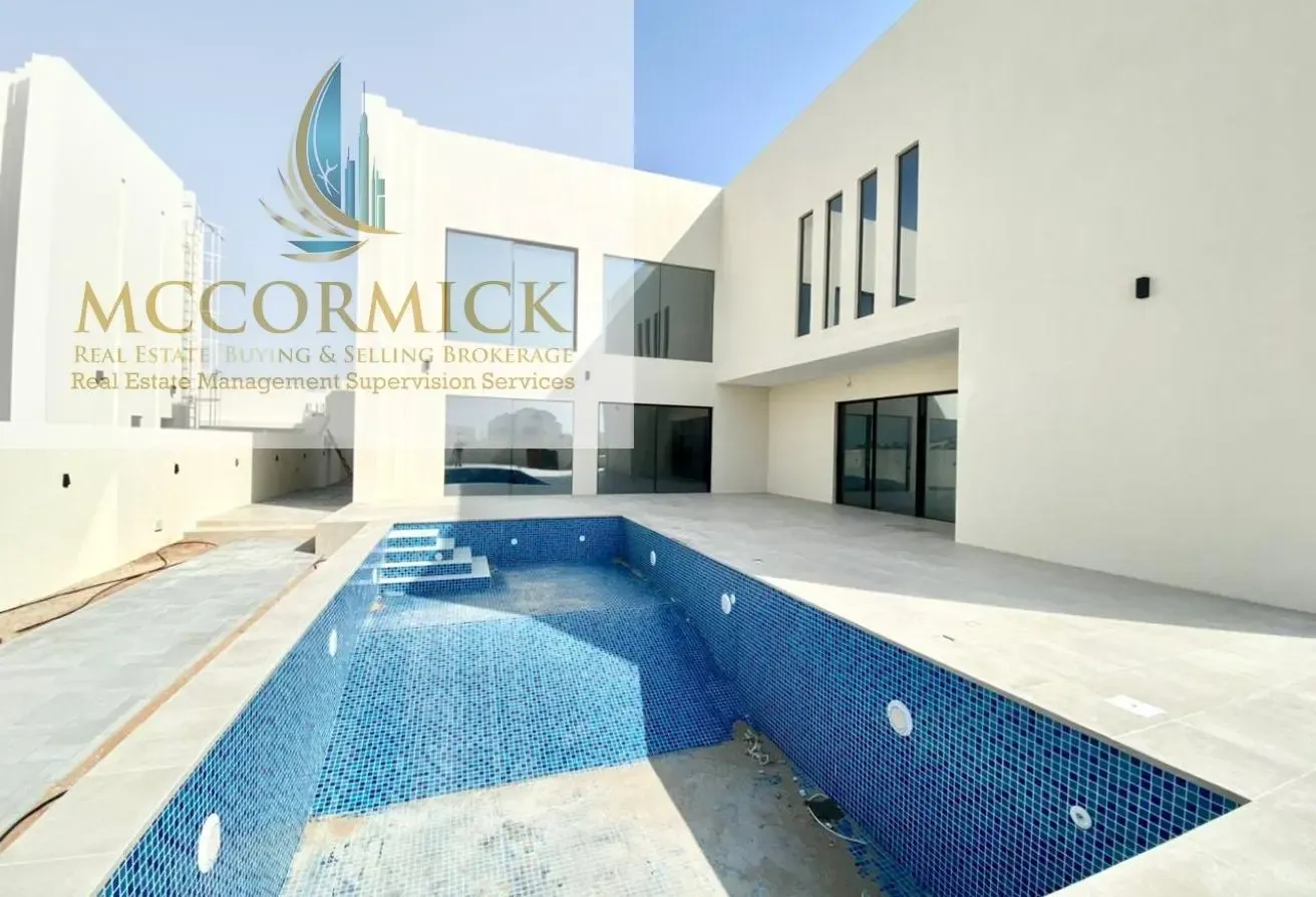Excellent Contemporary 6-Br | Pool Maids Driver Rm