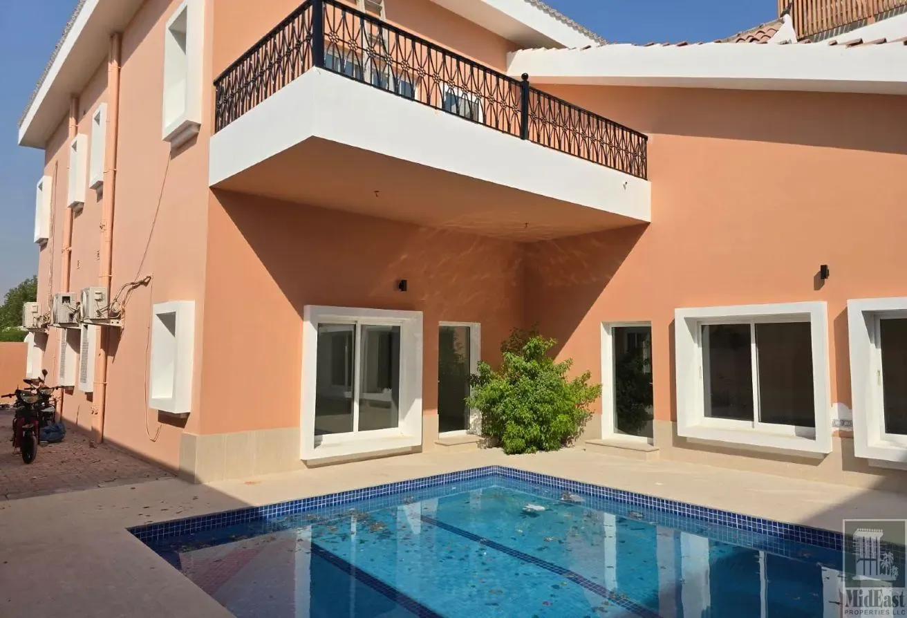 Fully Upgraded 5BR Villa | End Corner | Luxury Poo