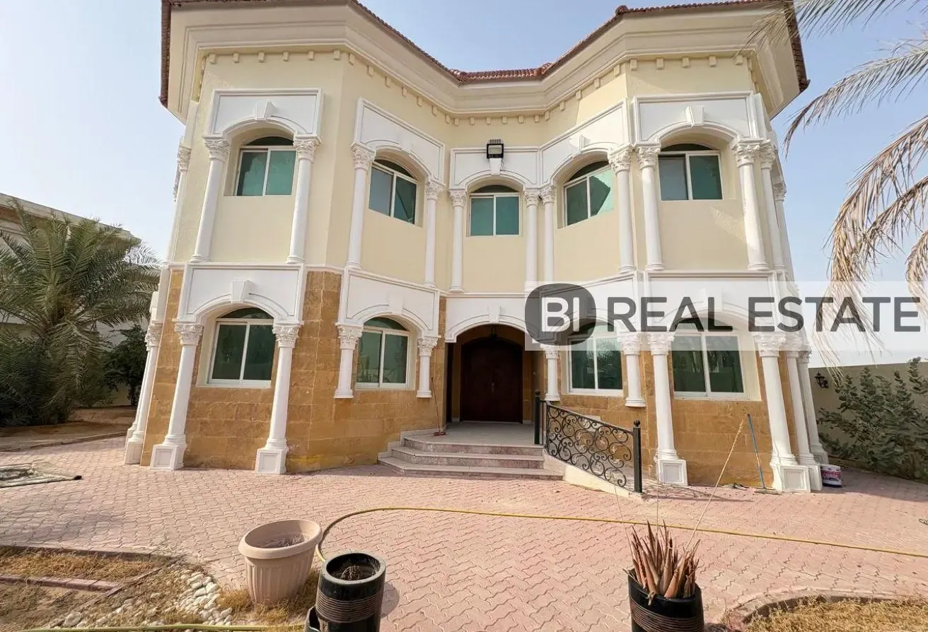 5 BR Villa in Al Barsha with Private Garden