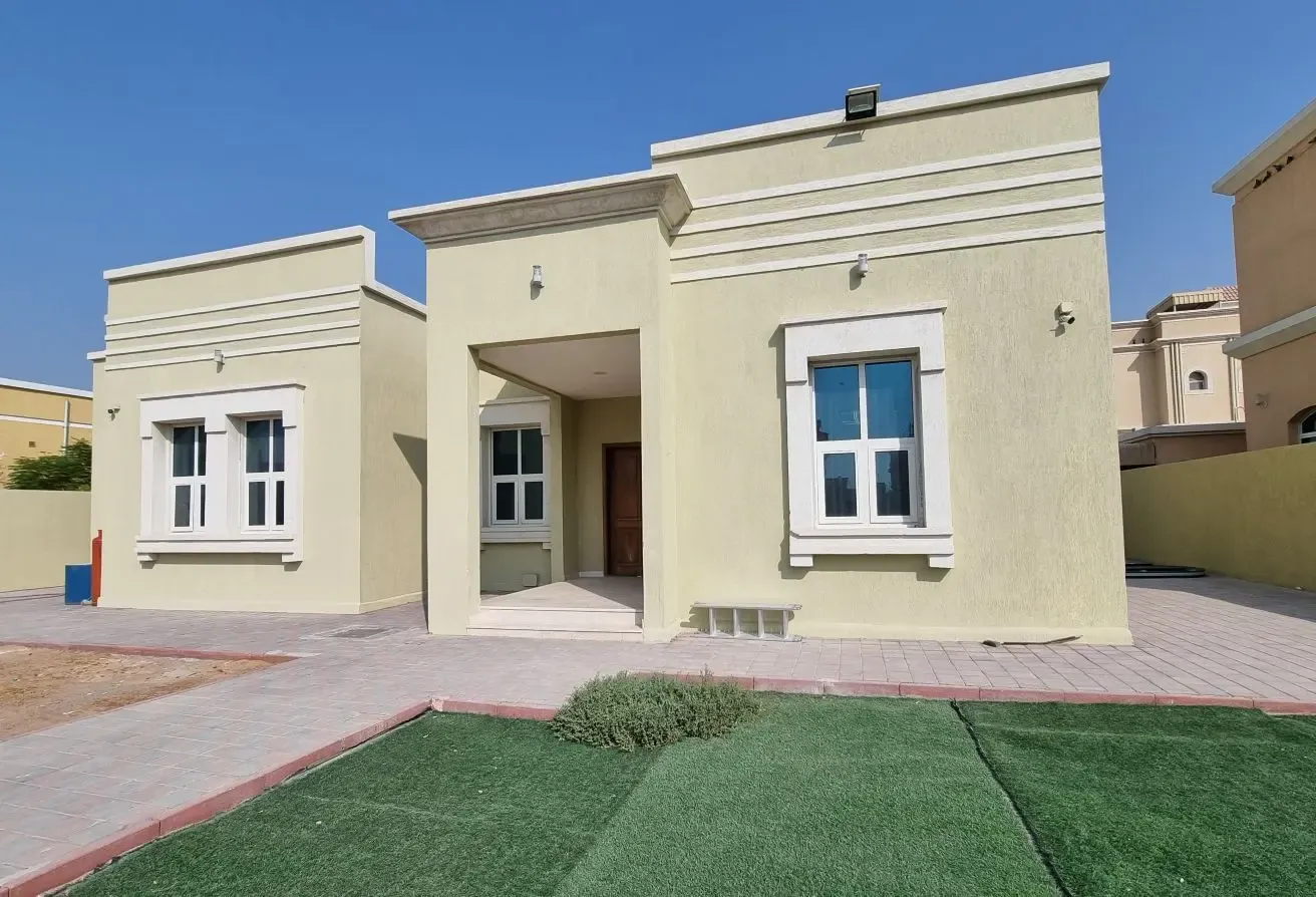 Renovated 3BR | Garden | Maids room
