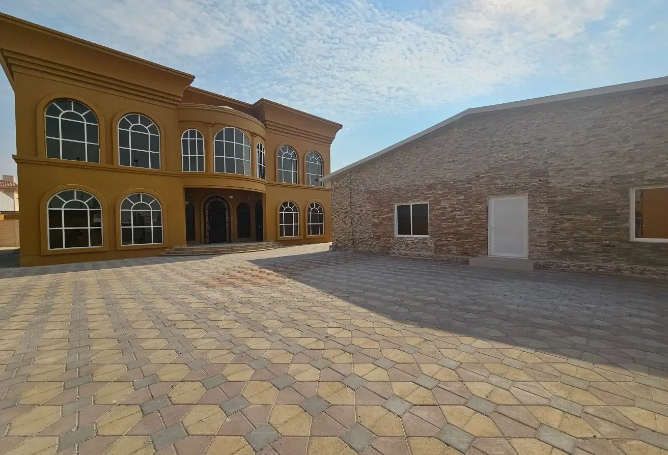 Spacious 5BR | Garden | Swimming Pool