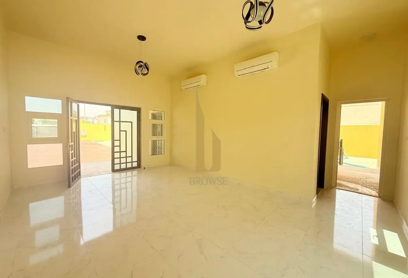 Brand New Villa l Private Garden l 3BR Ensuite