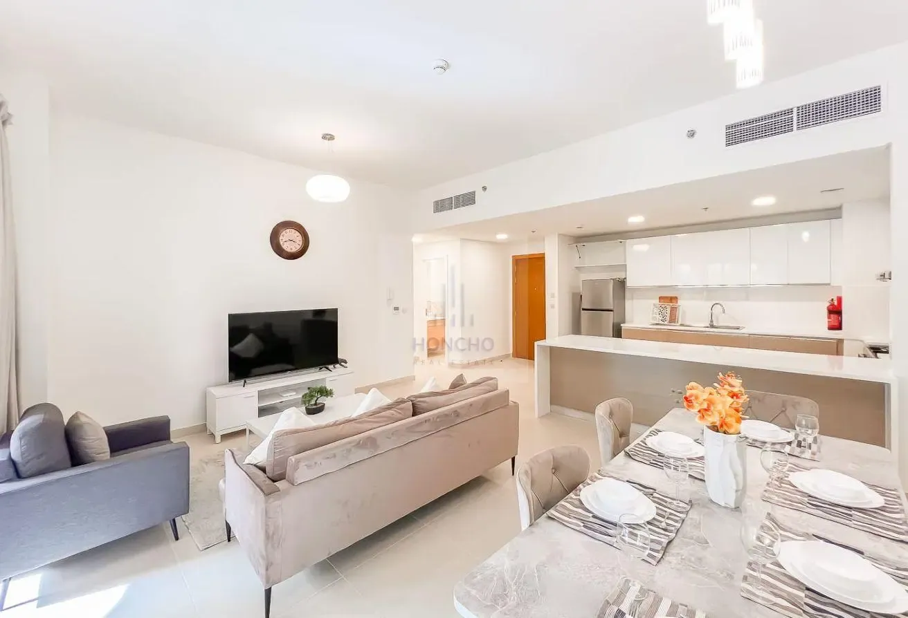 3 BR Furnished Apartment in Jumeirah Golf Estates