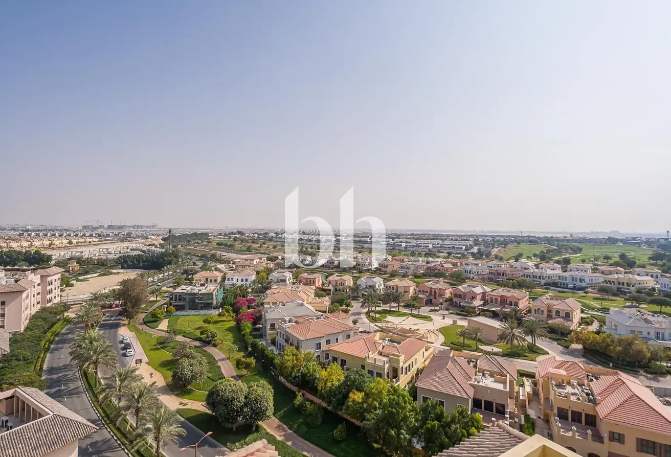 Golf Couse View | Lake View | Upgarded | Top Floor
