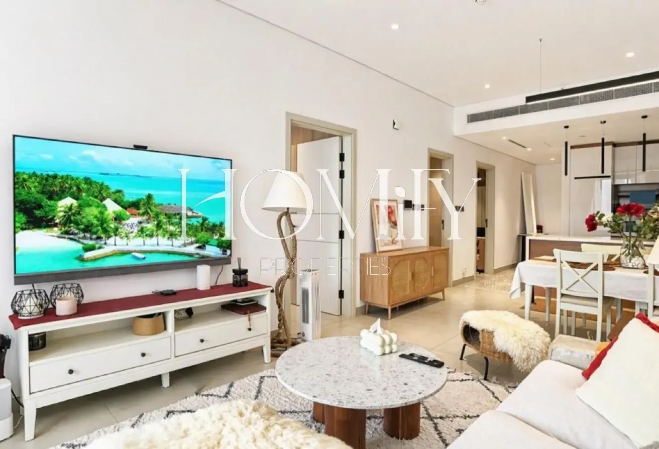 1 BHK + STUDY | FULLY FURNISHED | CORNER UNIT