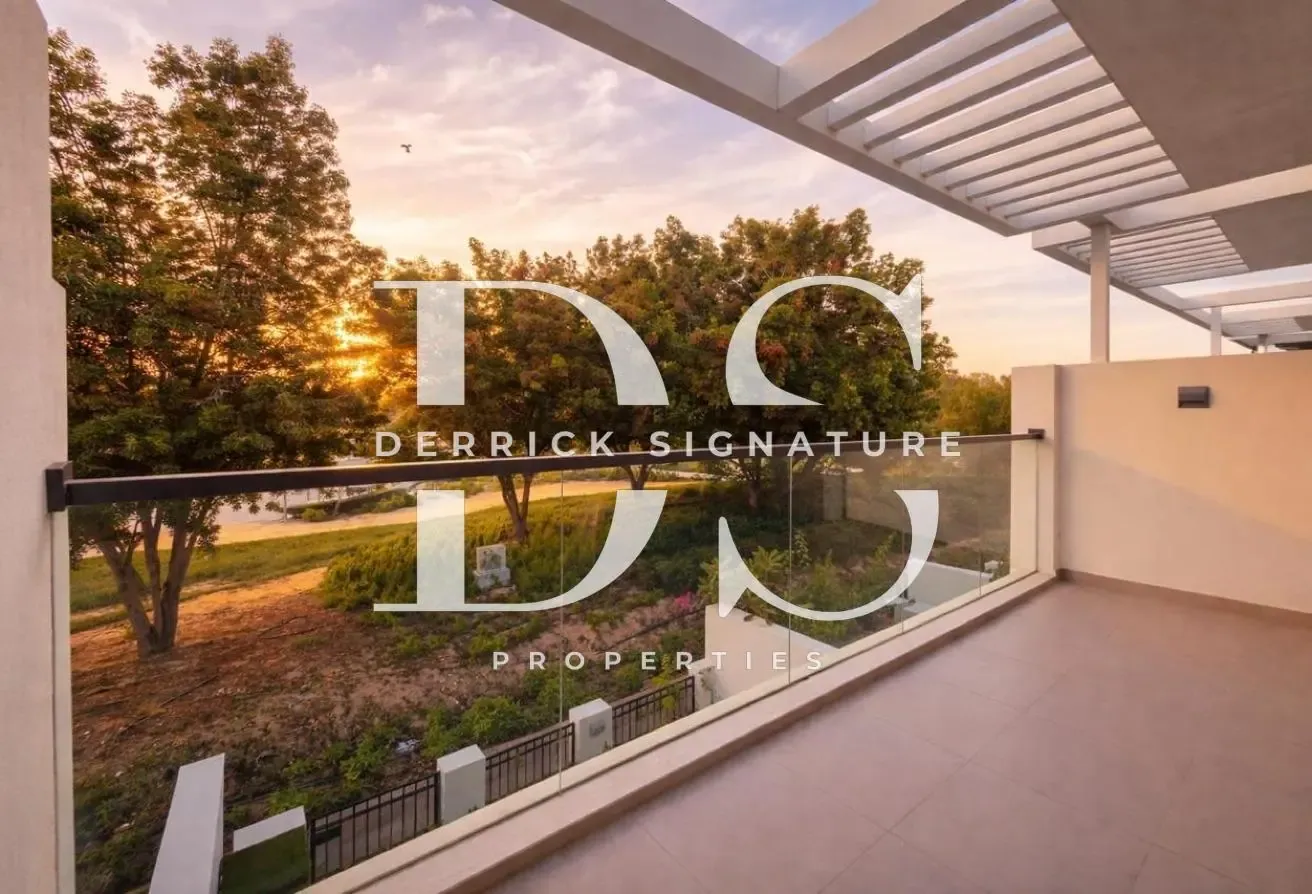 4BR Villa | Park View | Private | Rochester