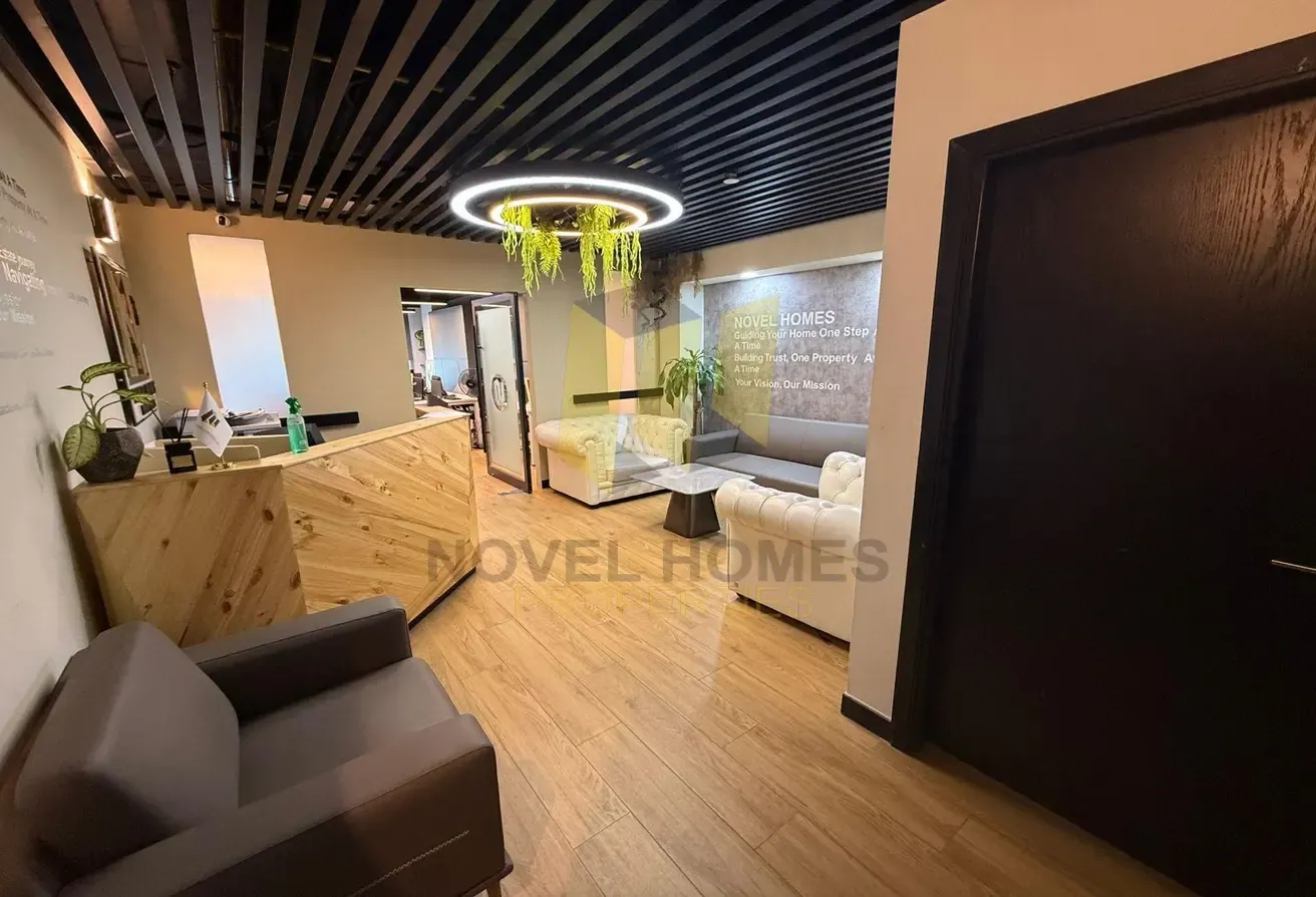RARE OFFICE WITH 4 PARKING SPACES | BARSHA HEIGHTS