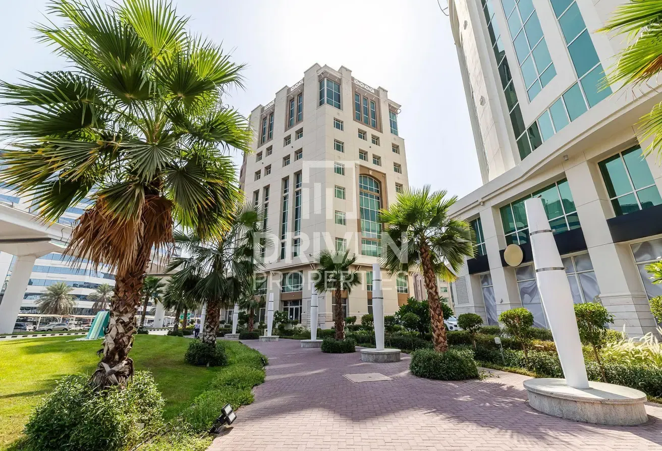 Premium Spaces | Commercial District | Well Fitted
