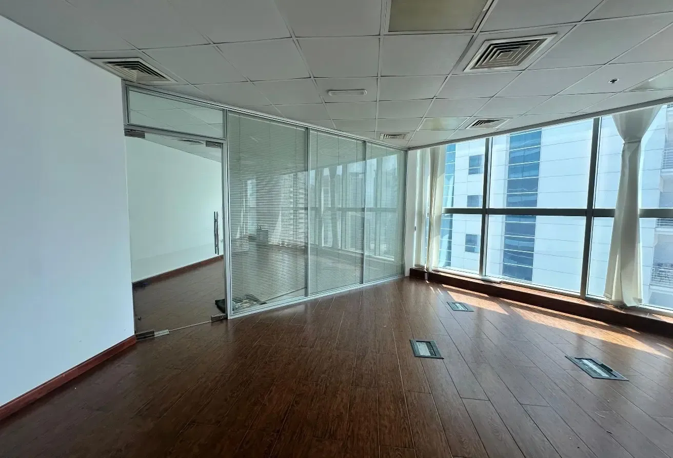 FULLY FITTED | TENANTED | NEAR THE METRO