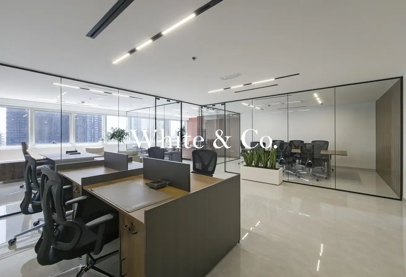 Vacant Now | Luxury Fit-Out | Lake View