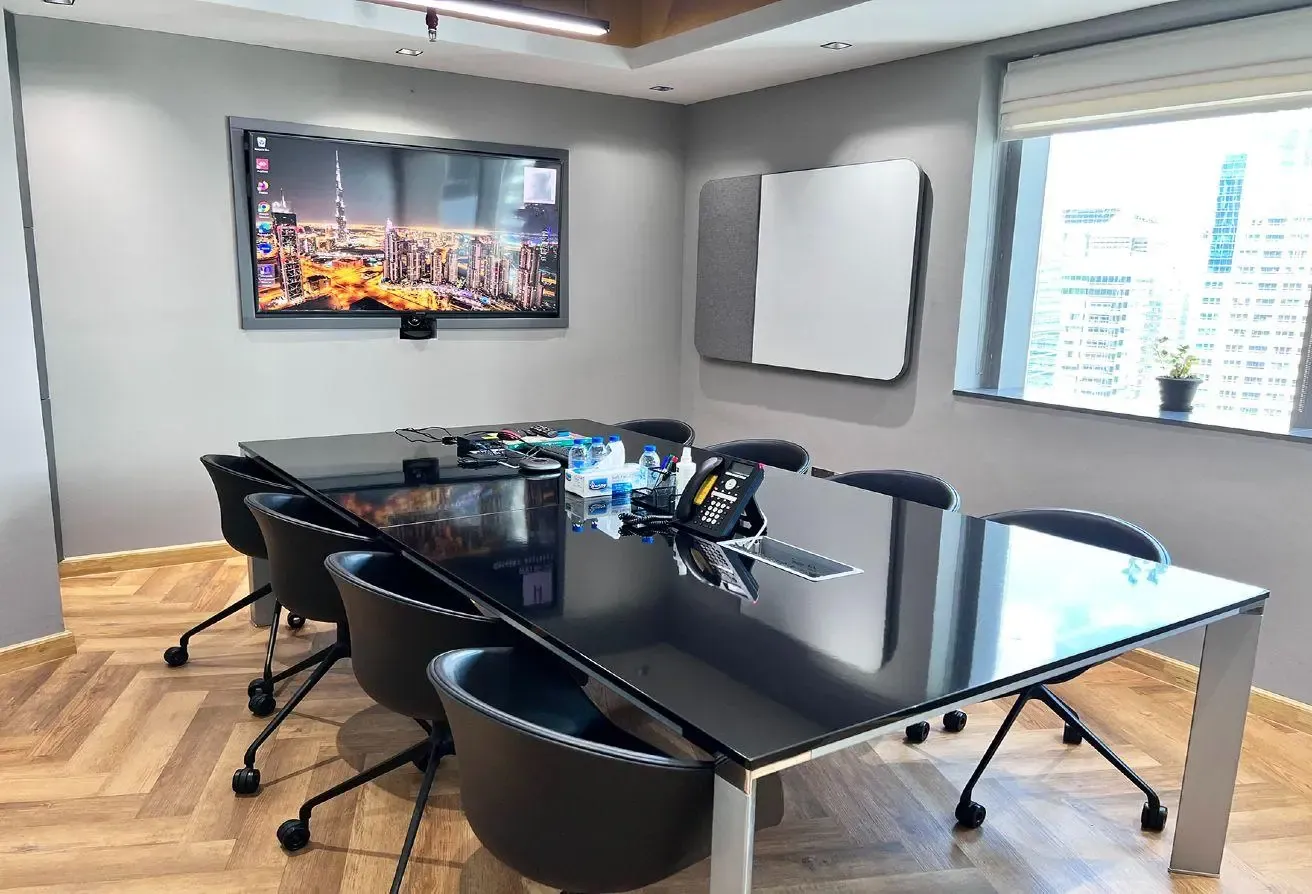Upgraded Modern office I Ready to move in
