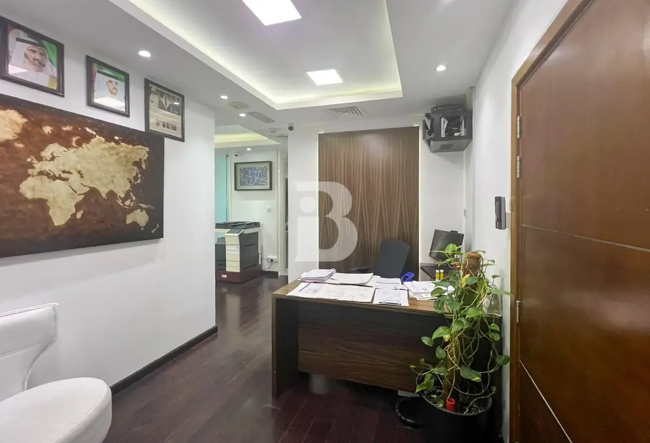 RARE SIZE | HIGH FLOOR | VACANT ON TRANSFER