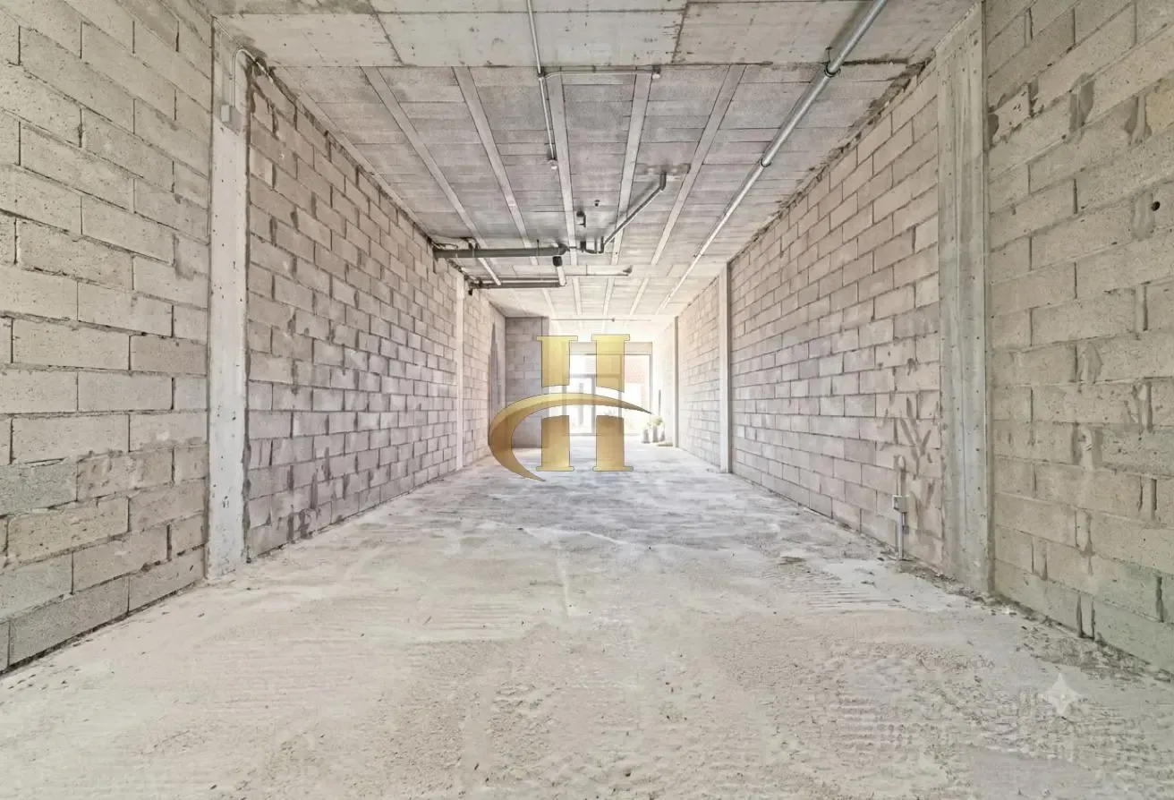 Shell & Core | Spacious Shop | Prim Location