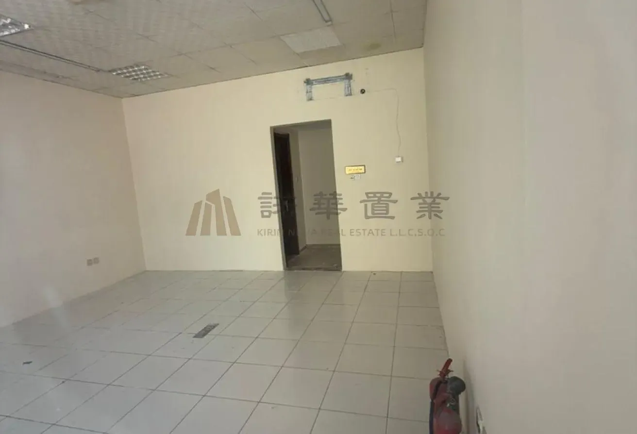 Investment Deal | Street-Front | Great Location