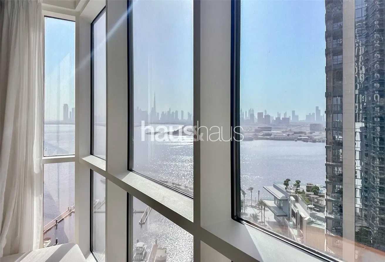 Upgraded | Downtown View | Vacant on Transfer