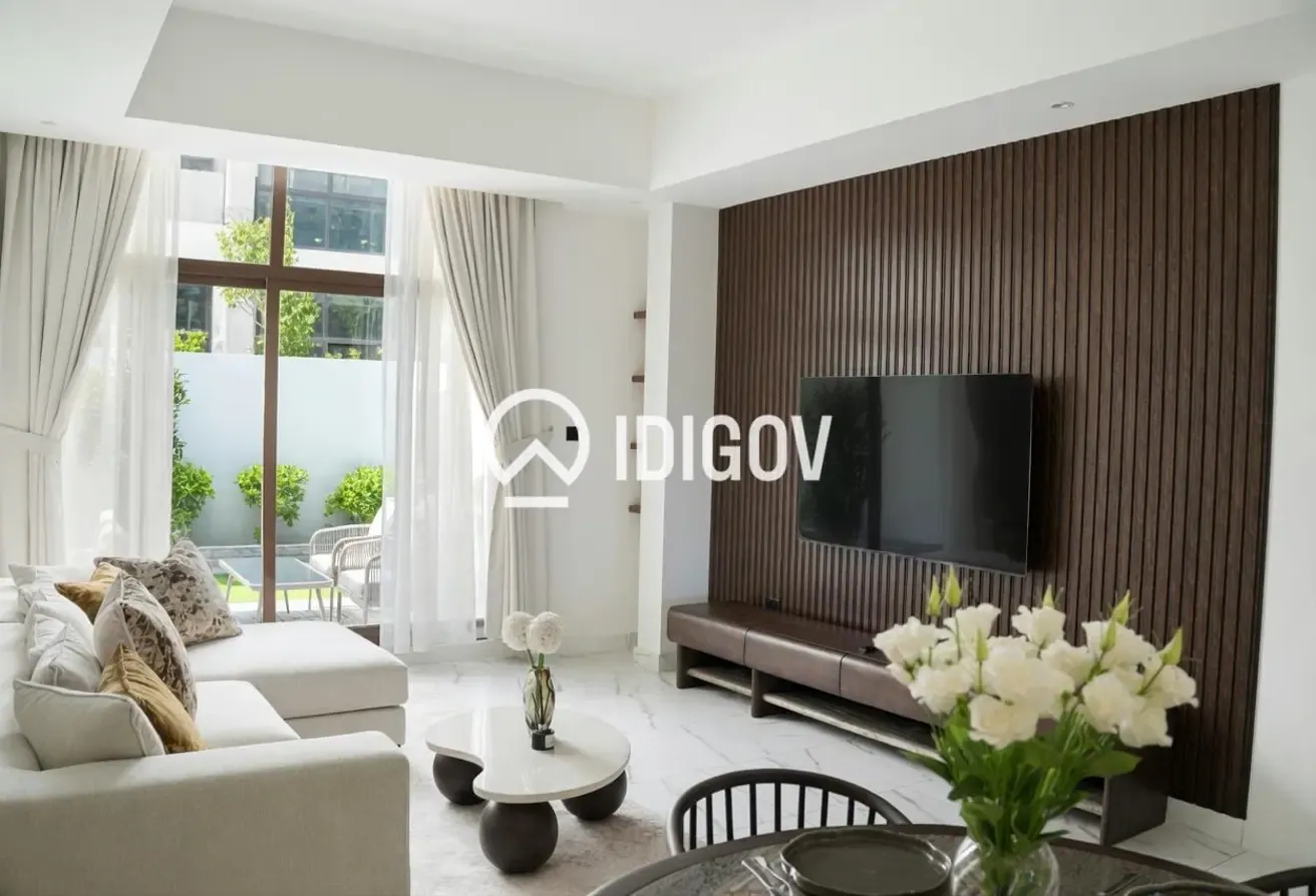 Luxurious Townhouse | Elie Saab | Fully Renovated