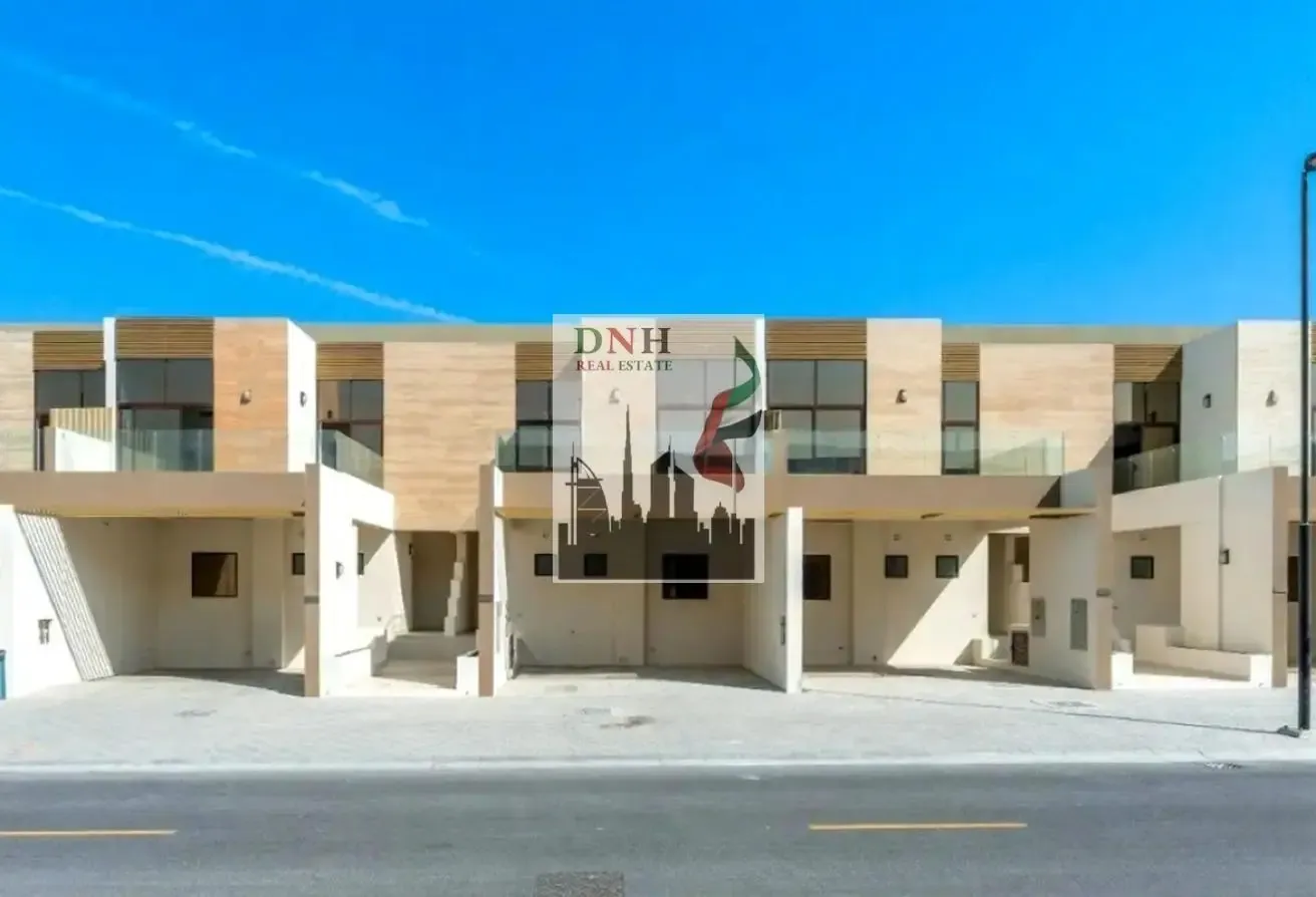 4 BR Villa | Spacious and Bright | Prime Location