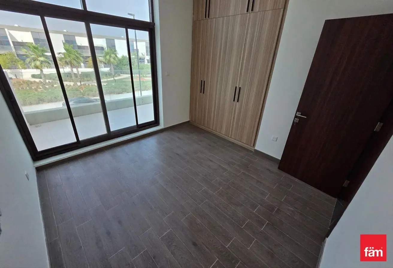 Upgraded | Ready To Move In | Modern | Luxurious