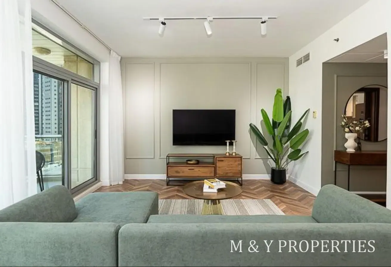 Upgraded 2BR Furnished Apartment | Vacant Now