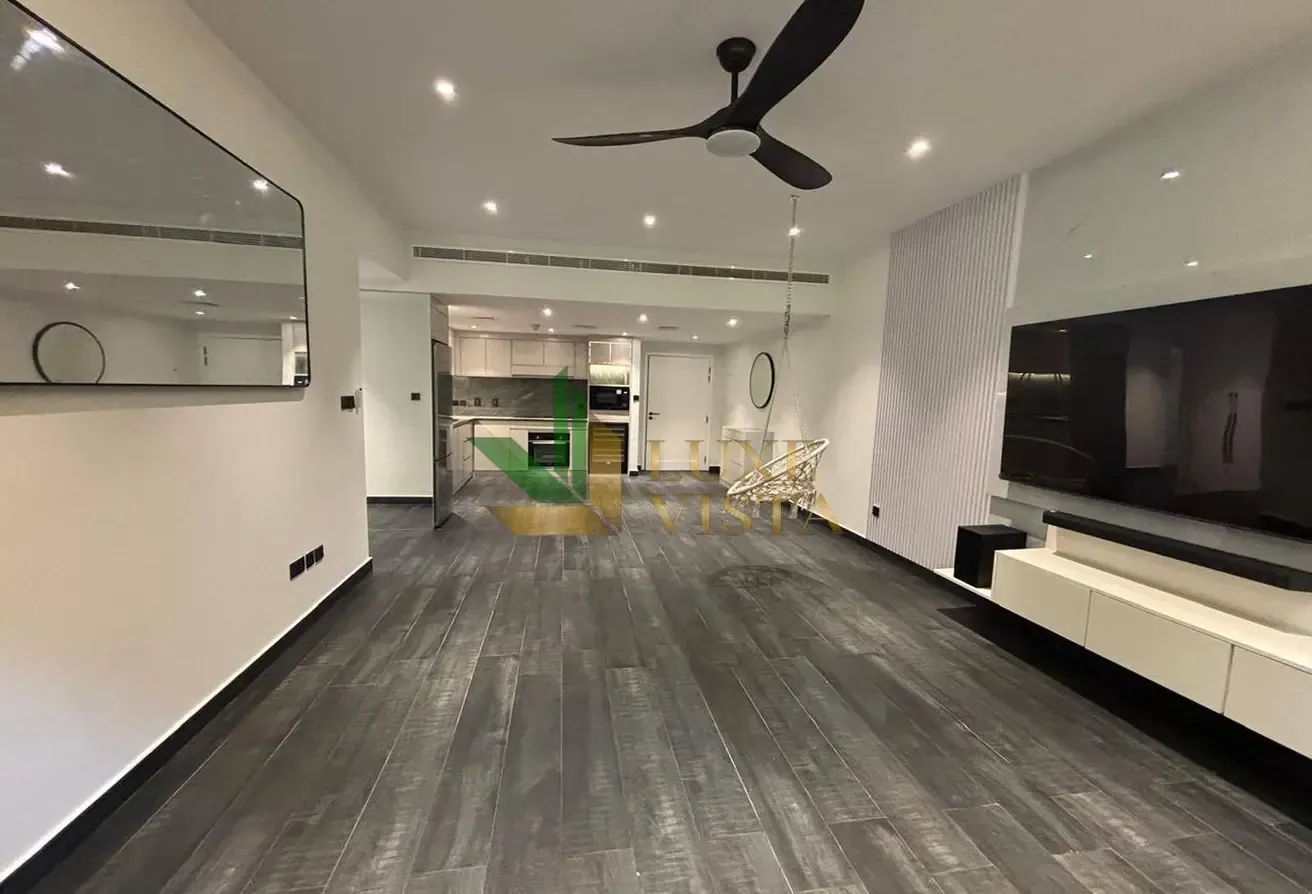 Fully Upgraded | Corner Unit | Vacant