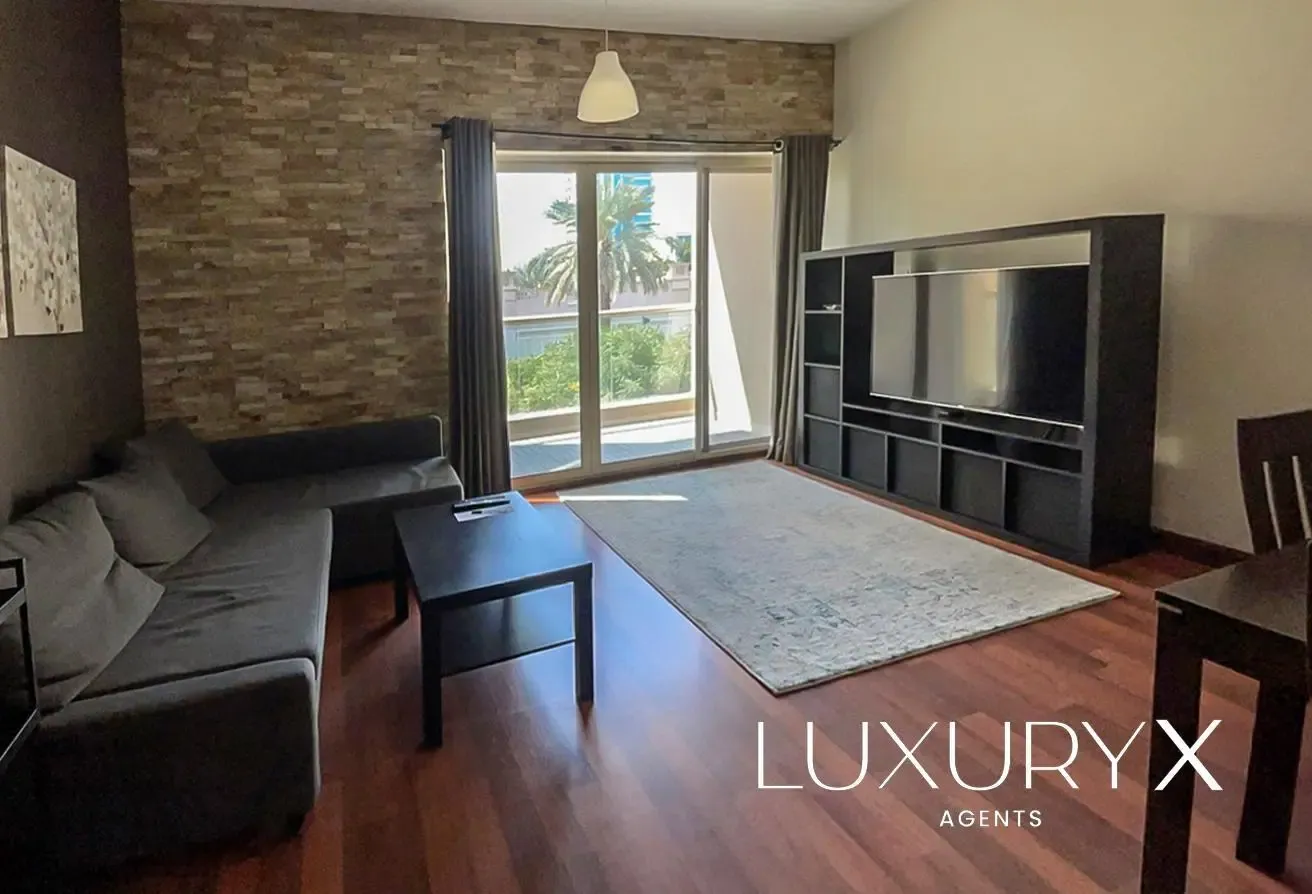 Tenanted | Low Floor | Upgraded
