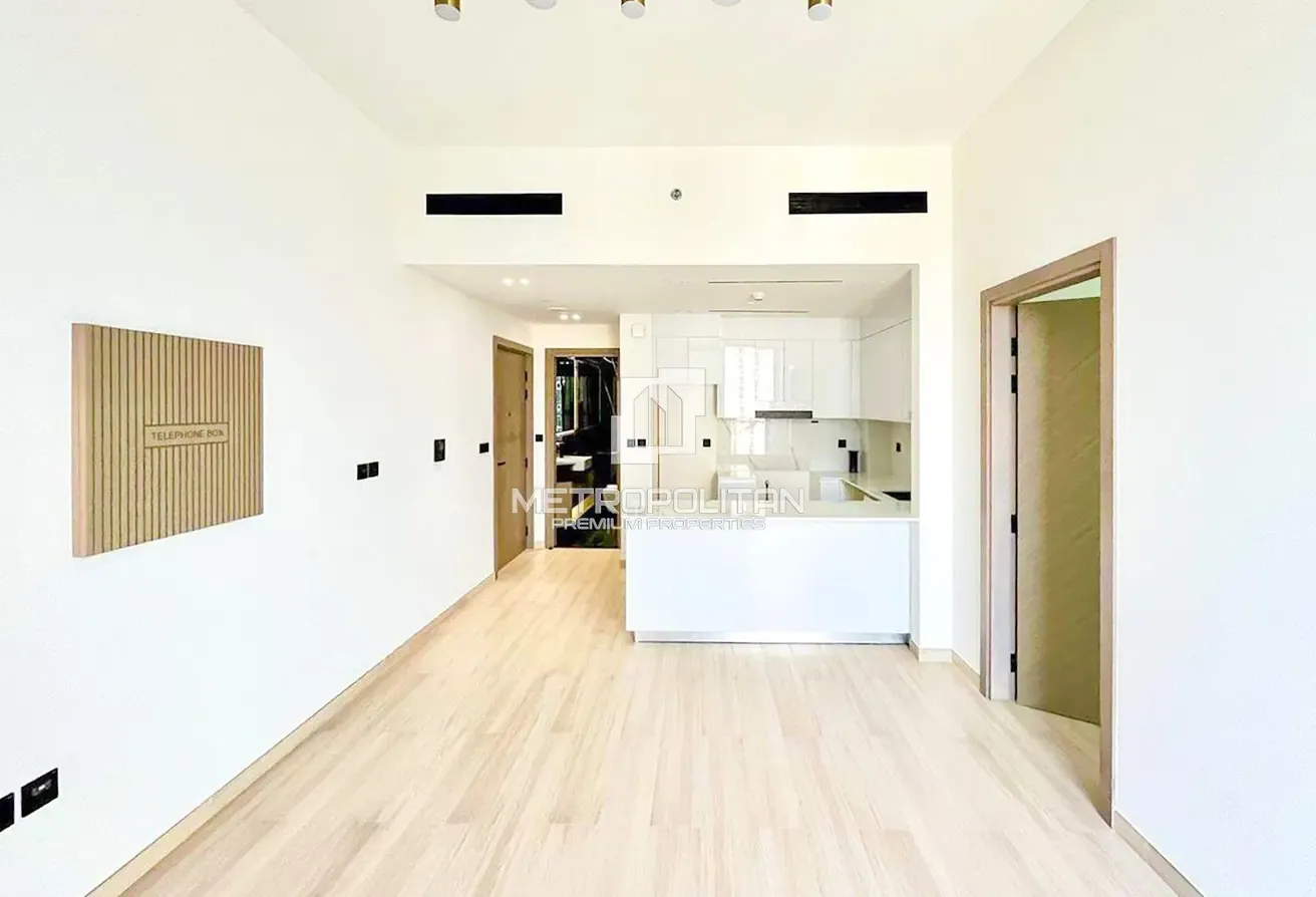 High Floor | Motivated Seller | Area Expert