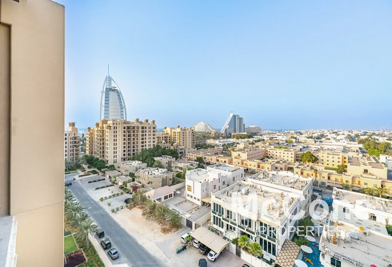 Burj Al Arab View | Spacious Layout | Vacant