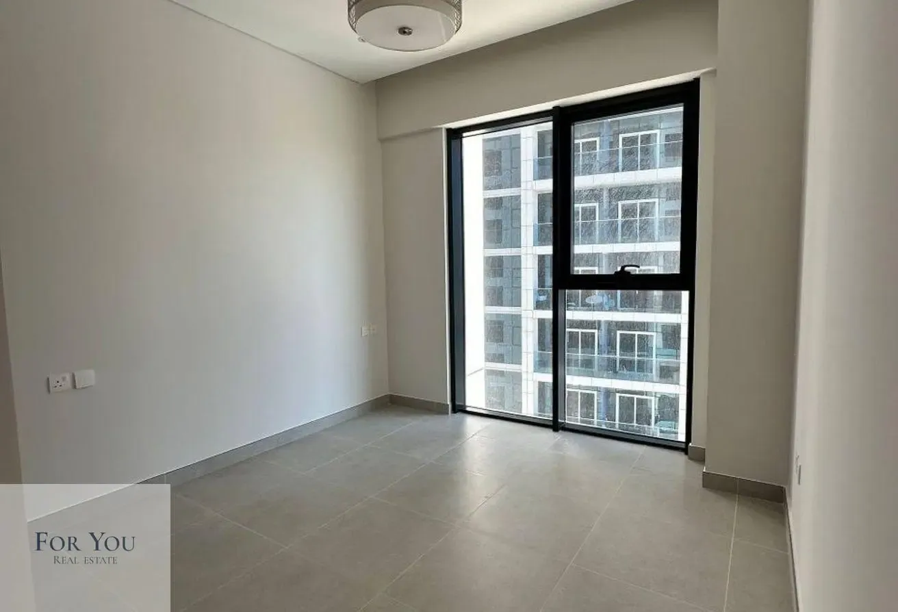 OPEN KITCHEN | LOUNGE | GARDEN VIEW