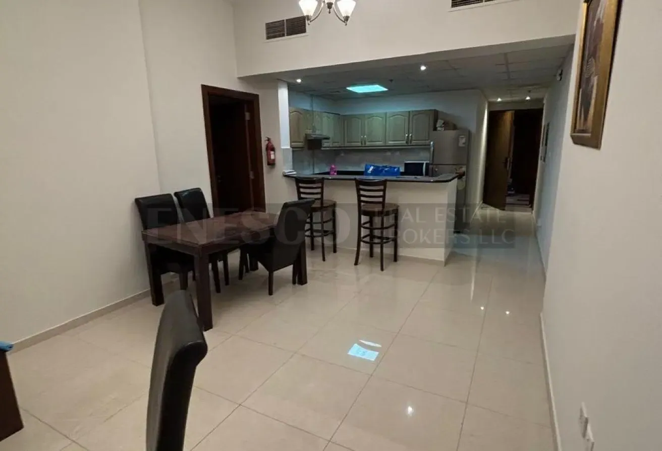 1 BR Apartment in Dubai Sports City