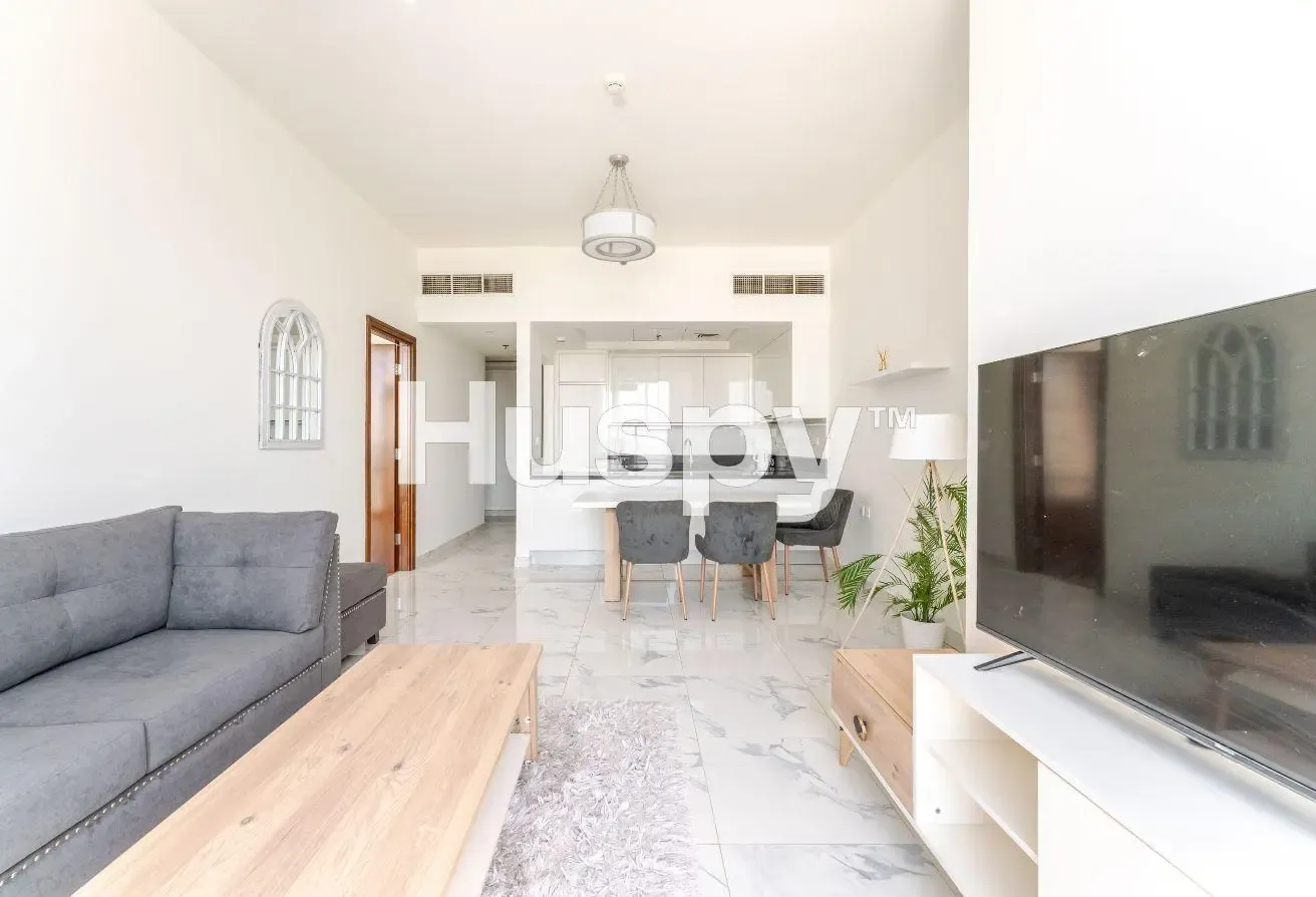 Vacant | Racecourse View | Mid Floor