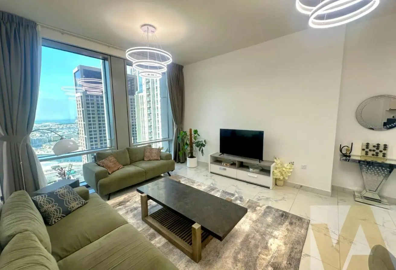 Canal-Facing | Furnished | Upgraded | Huge Layout