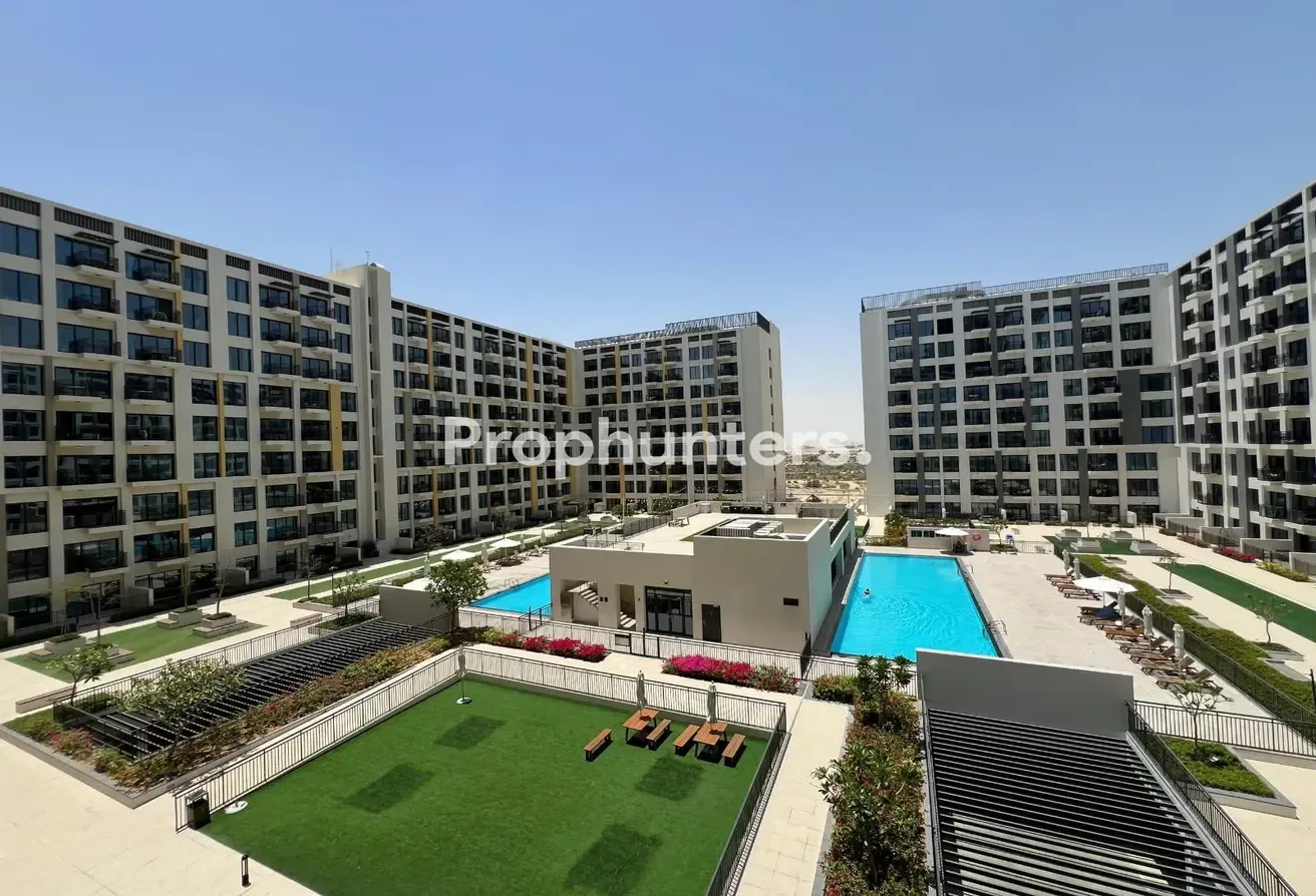 Pool View | Vacant | Ready to Move