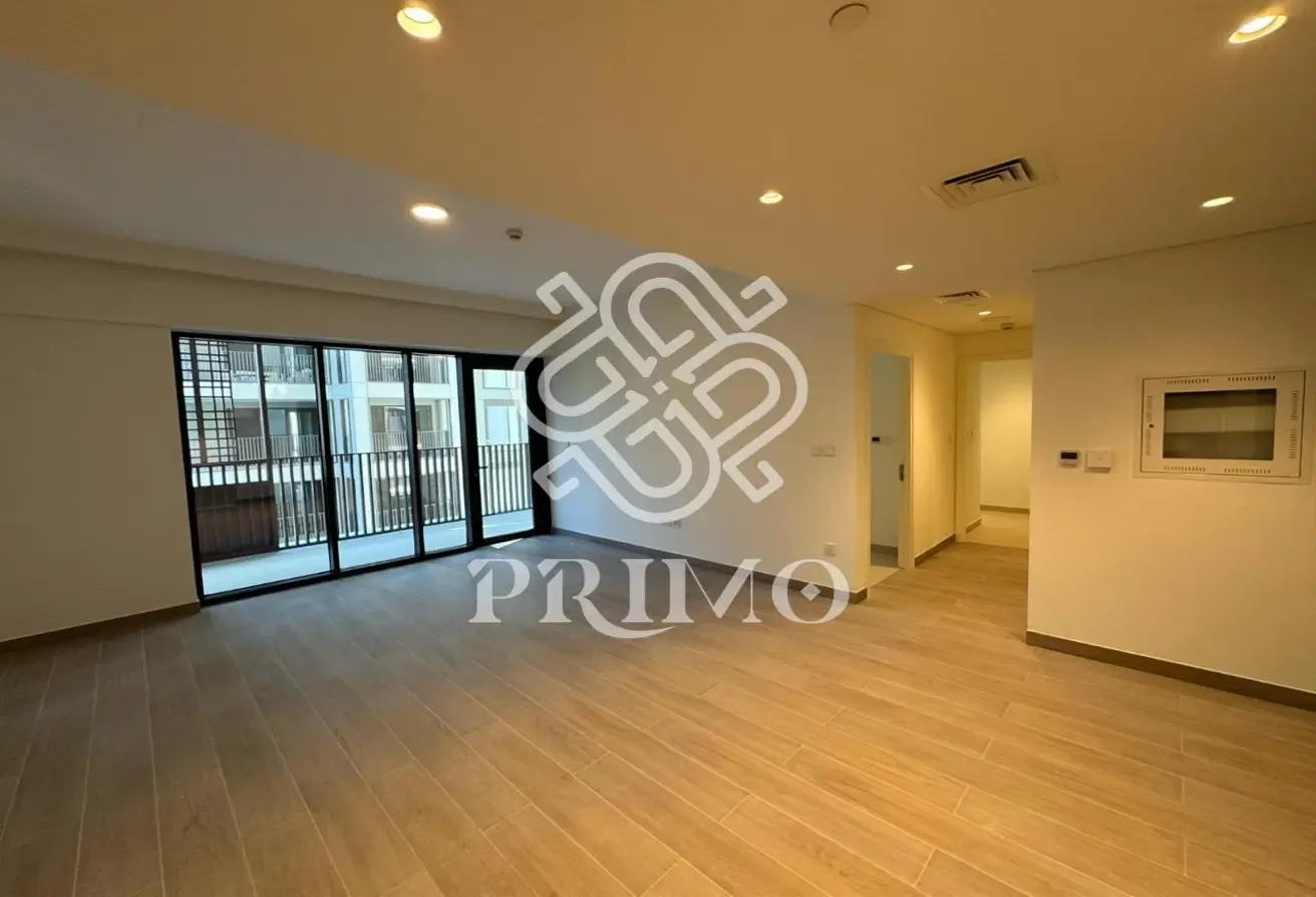 Vacant | Large Balcony | Community View