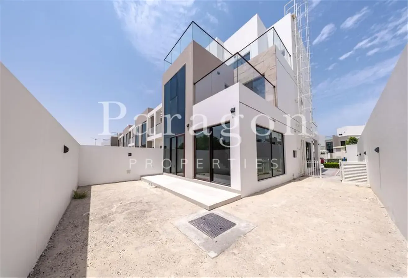 First Occupancy | Single Row | Available