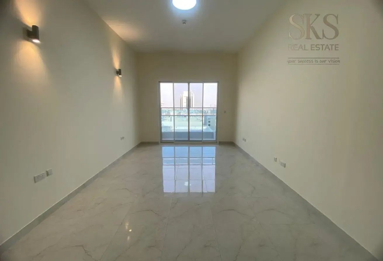 LUXURY CHILLER FREE 3 BR Upgraded APT | NEAR MOE