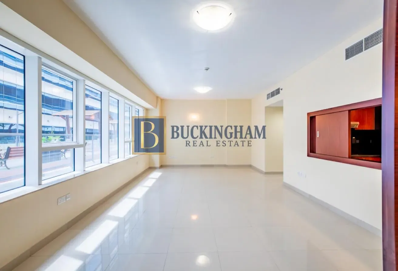 Spacious 3 BR I Unfurnished I 2 Parking Spaces
