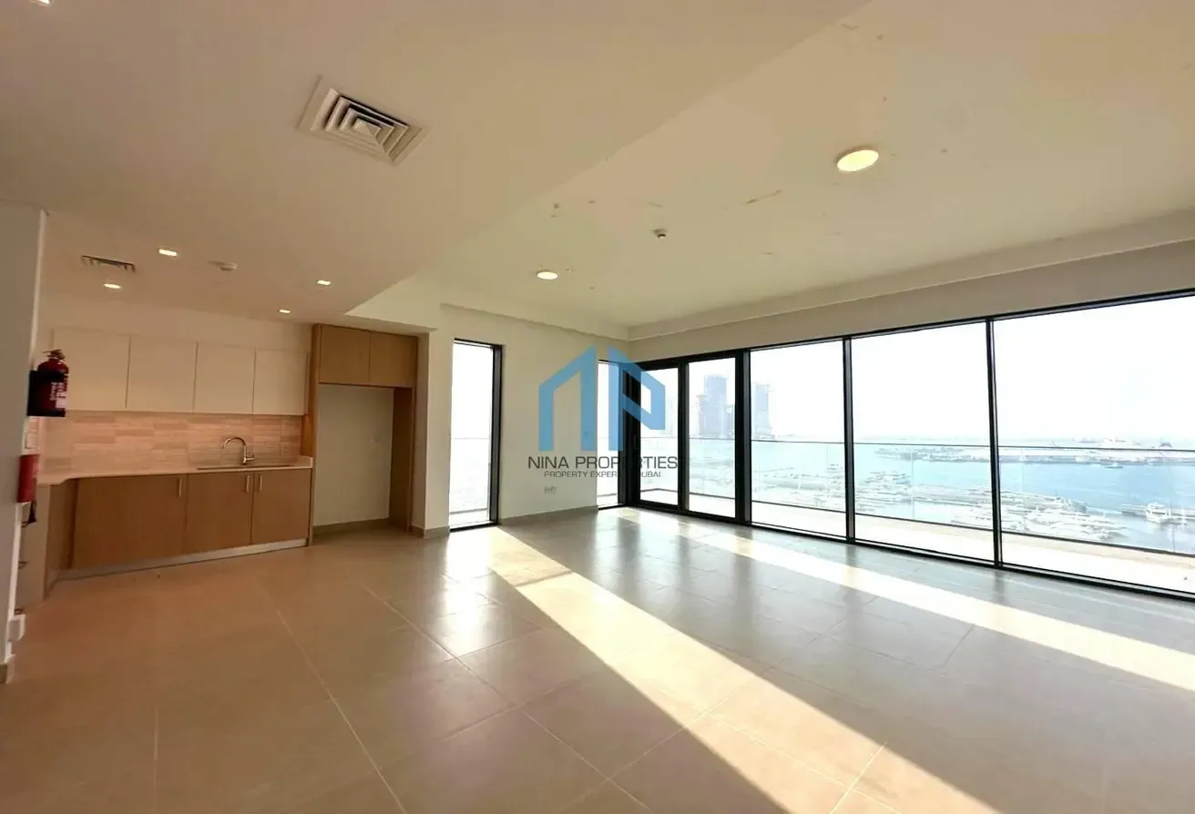 Premium 3 Bed Apartment | Full Sea View | Vacant