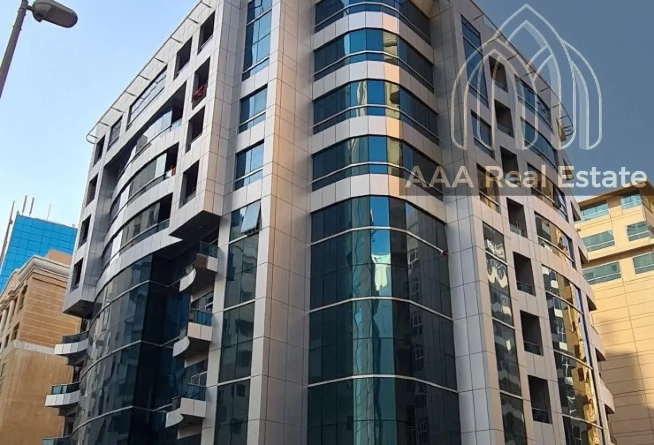 SWIMMING POOL& GYM | SPACIOUS | PRIME LOCATION
