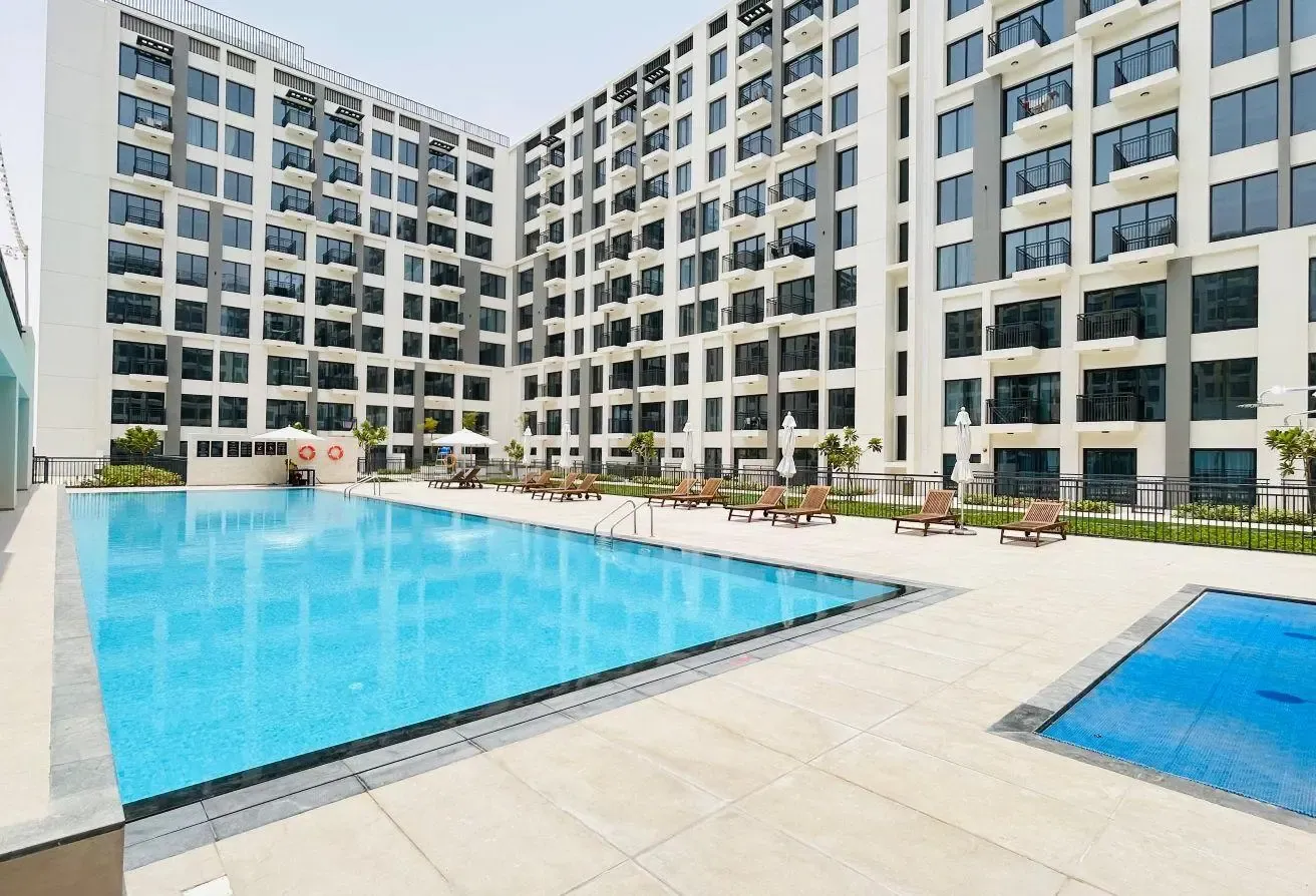 Elegant 1 Bed | Park & Playground View