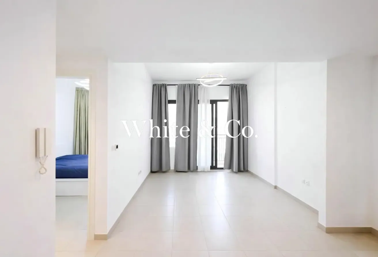 POOL VIEW | WELL MAINTAINED | UNFURNISHED