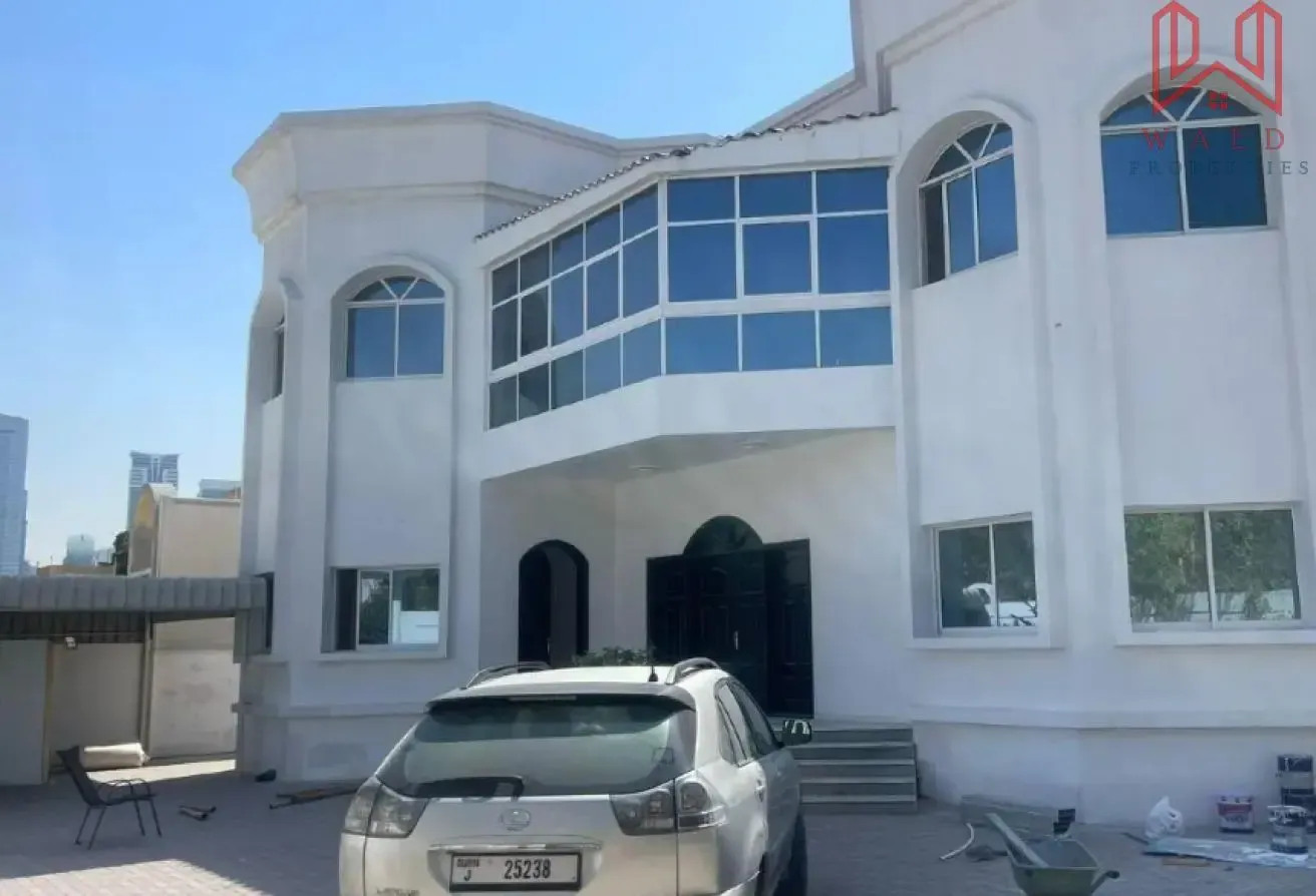 Luxury 6BR Residential Villa | Huge Private Garden