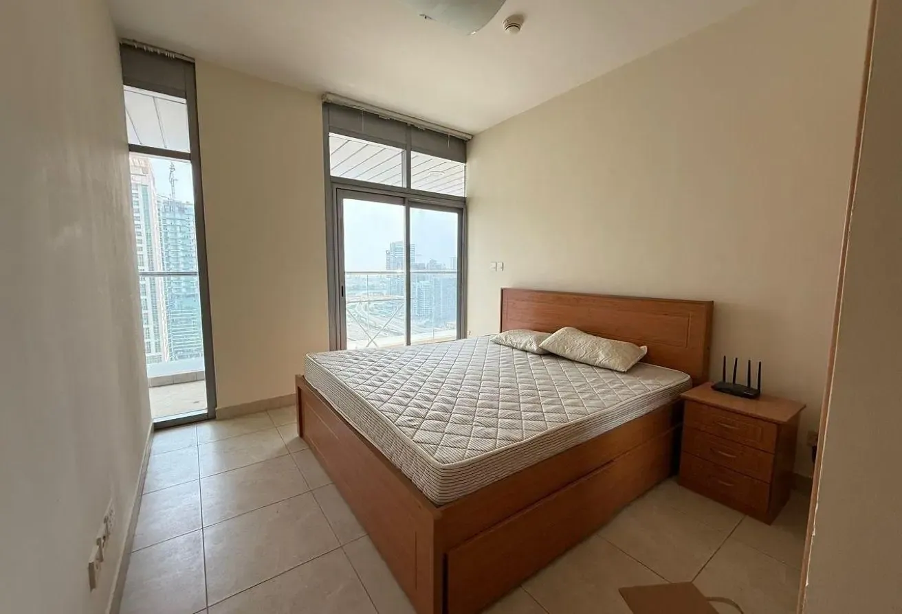 HIGH FLOOR| 2BHK| MARINA VIEW| FURNSIHED| VACANT|