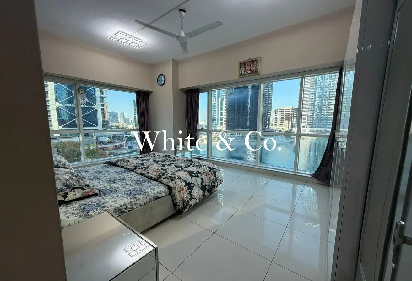 Large Layout| Next to Metro | Vacant Soon