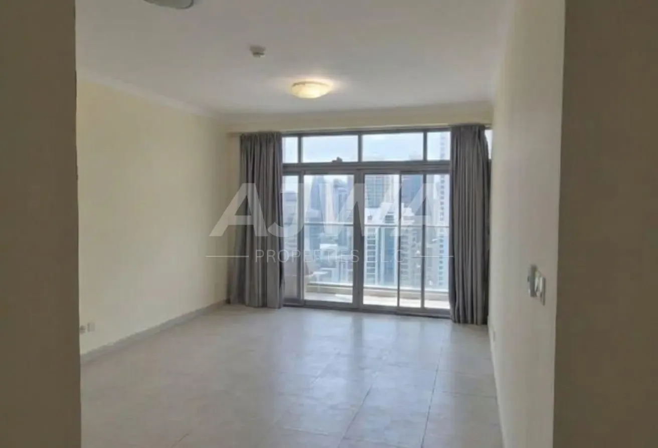 Unfurnished 2-Bedroom Apartment Close to Metro