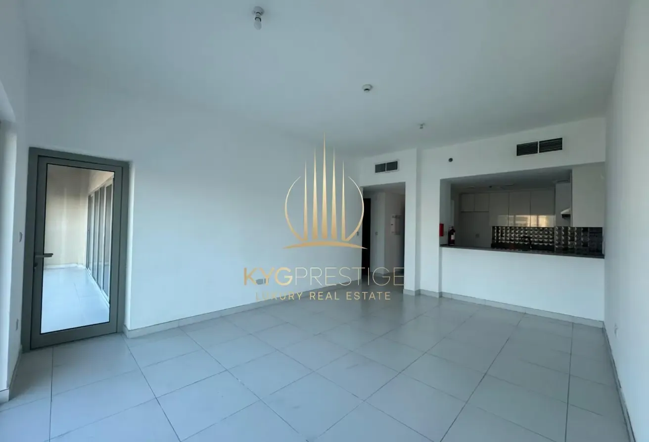Ready to Move In | Open layout | Community View
