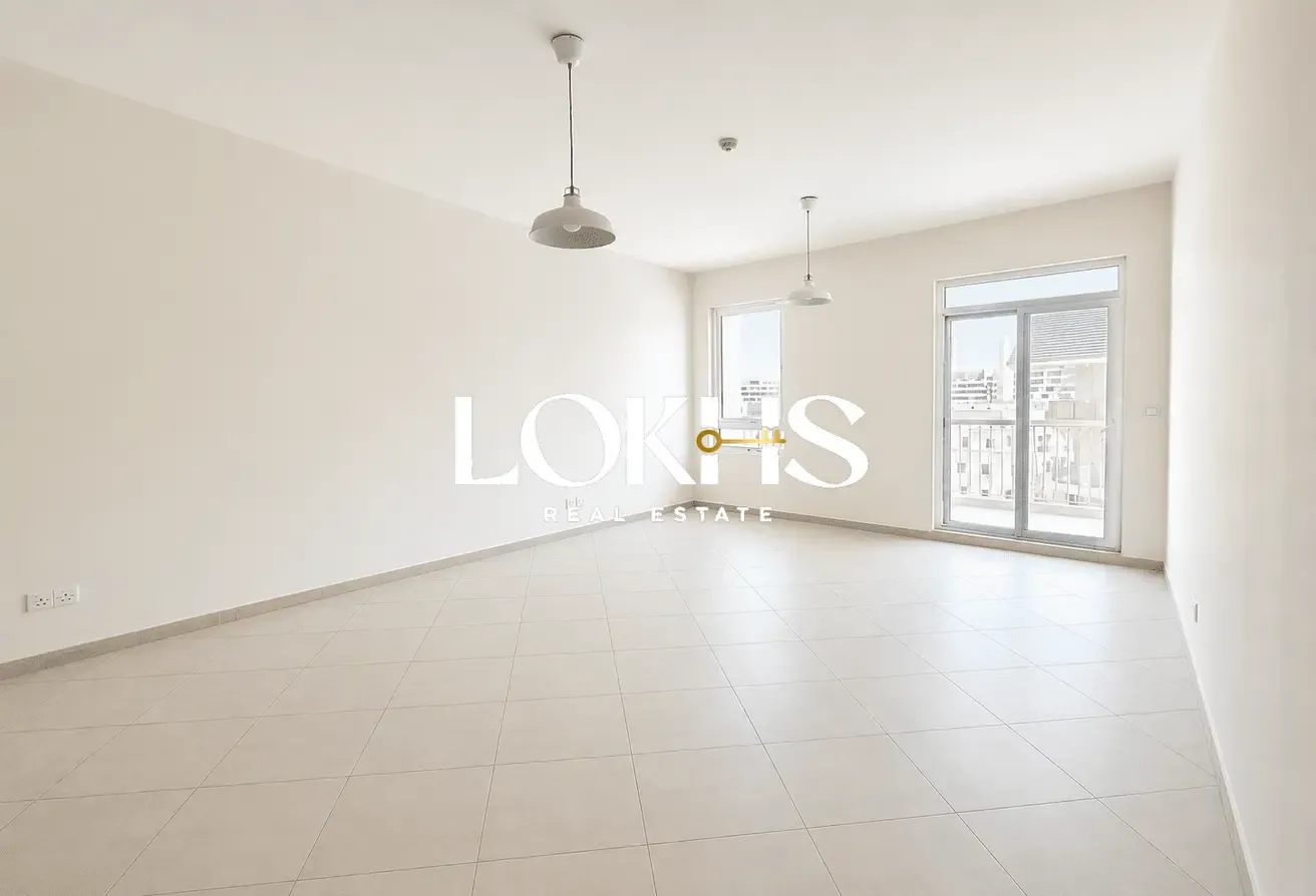 4 CHEQUES | RENOVATED UNIT | SEMI FURNISHED