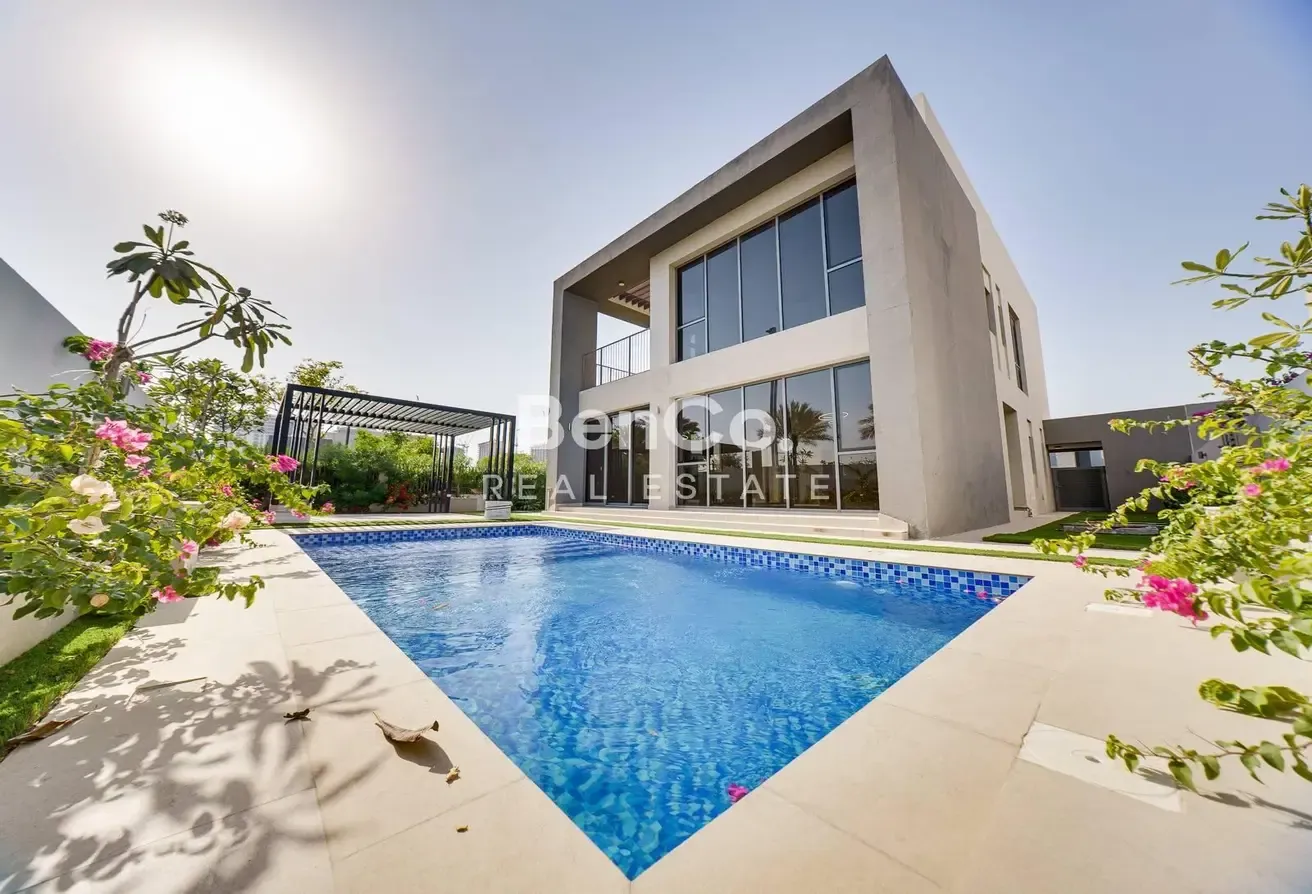 Corner Villa | Vacant Now | Private Pool
