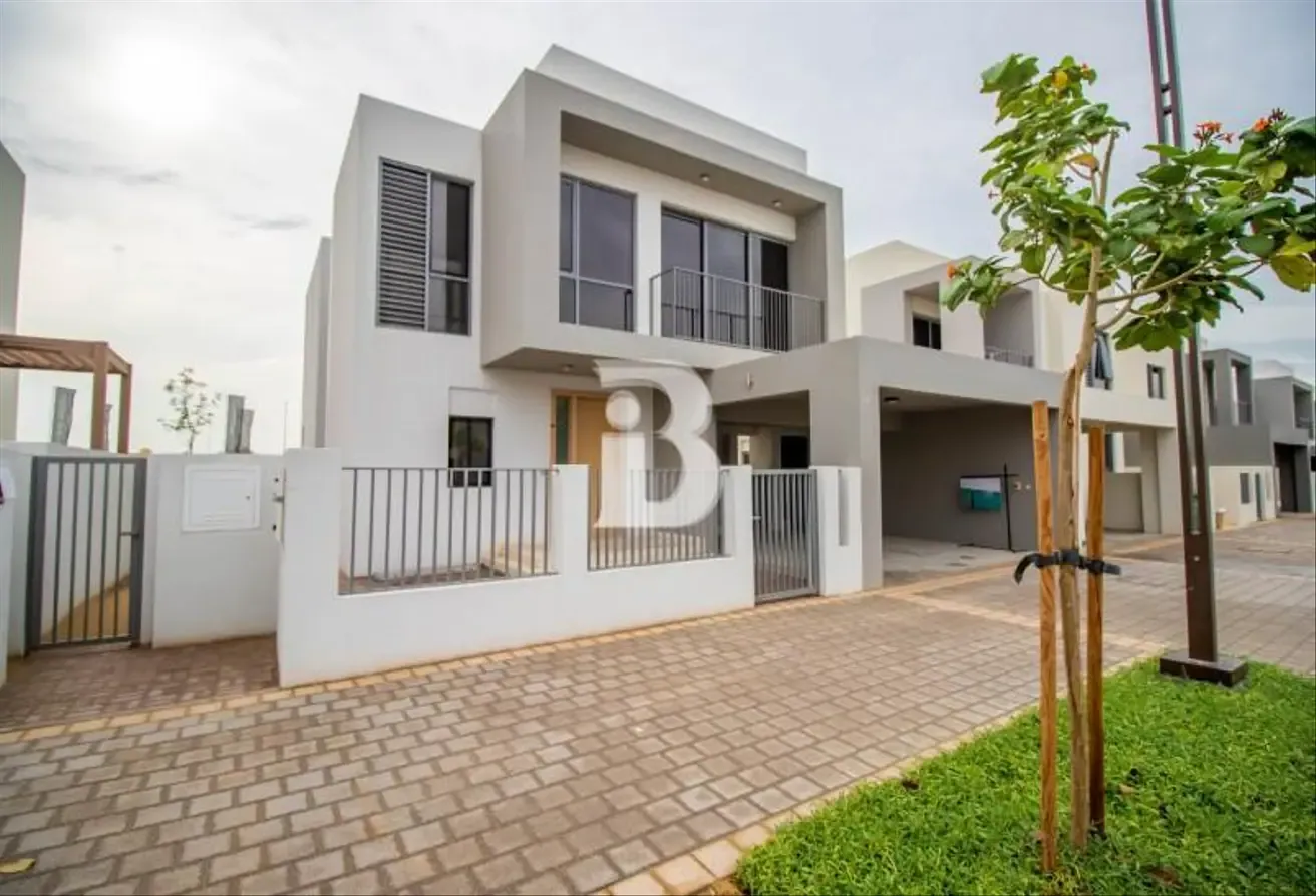 VOT | UNFURNISHED | MULTIPLE CHEQUES