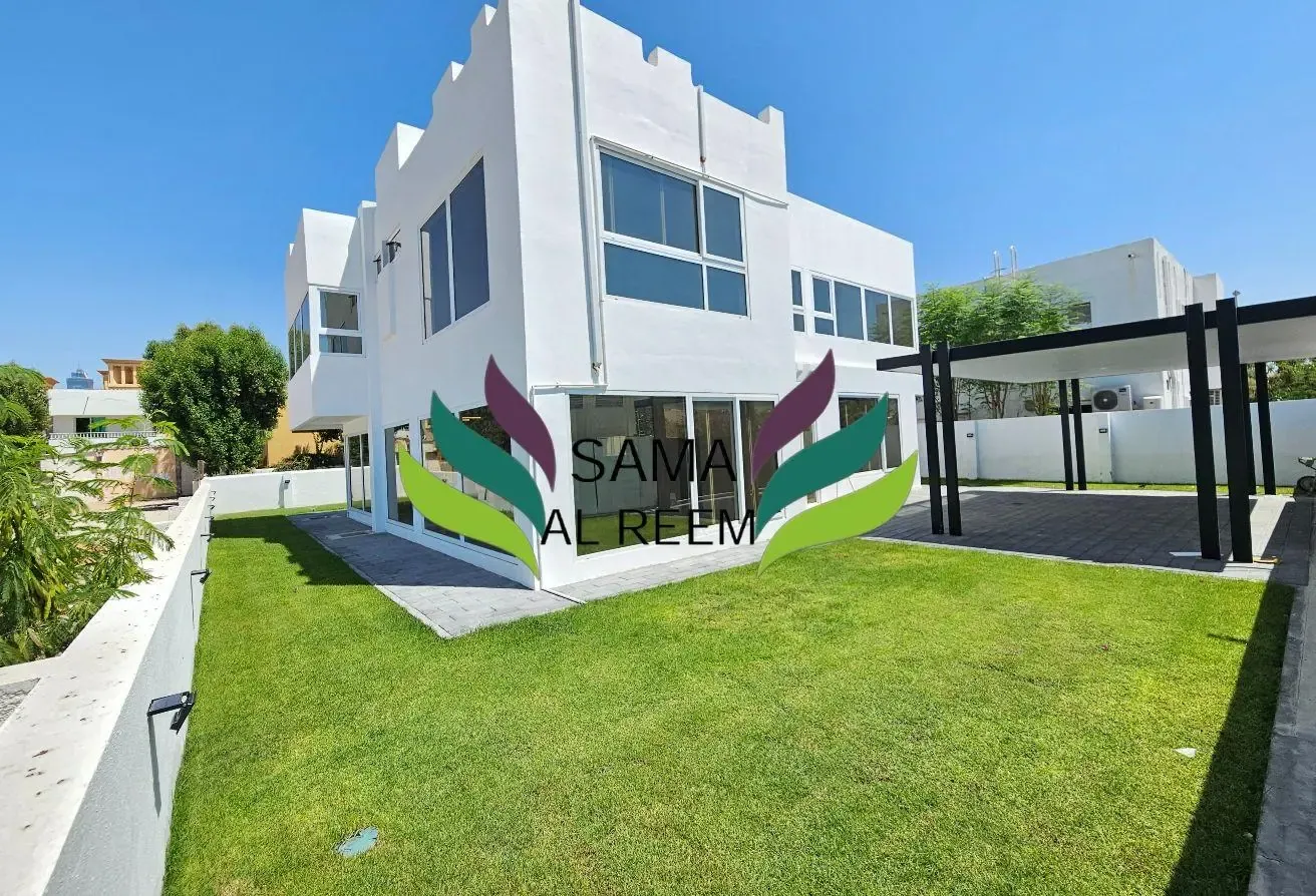 Independent | 4 Bed+Maid | Renovated | Garden
